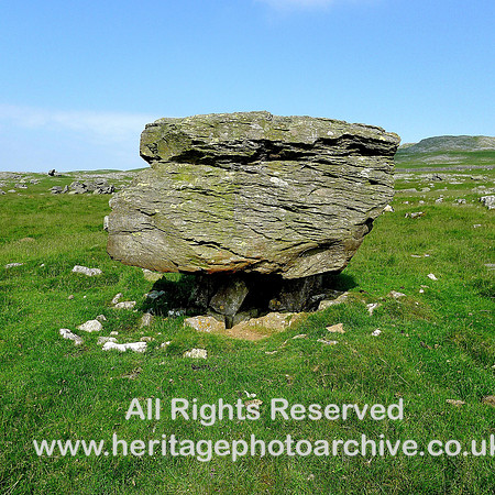 HRS 6642 Norber, Pedestal erratic