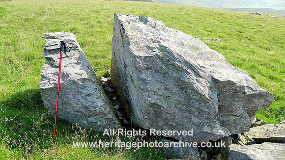 HRS 6647 Norber,  Ice-split erratic