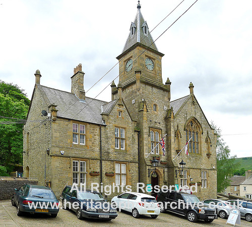 HRS 6728 Alston, town hall