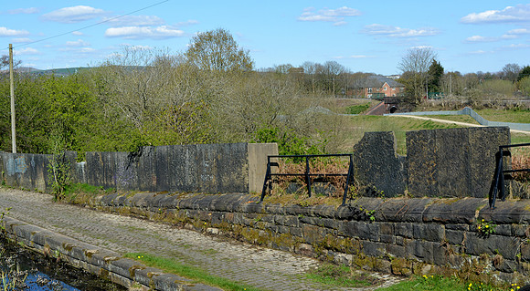 HRS 11554 Radcliffe, MBBC, Elton Reservoir looking towards Holcombe Hill 20 April 2023