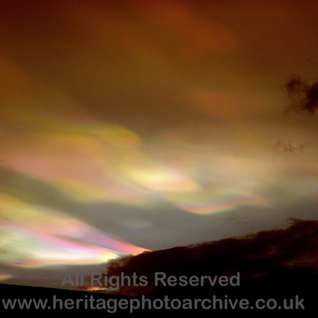 HRS 7396 Iridescent or Nacreous clouds