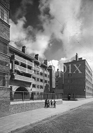 St Martins Gardens, Liverpool RIBA8036
