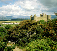 HRS 3242 Harlech Castle c2000 Image two
