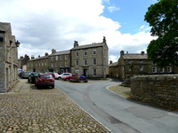 HRS 11159 Wensleydale, Askrigg, village pump and memorial 2022