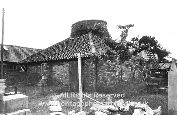 HRS 2304 Wetheriggs bottle kiln 1980