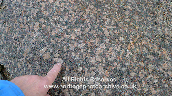 HRS 7411 Feldspar flow and orientation in Shap pink quarry