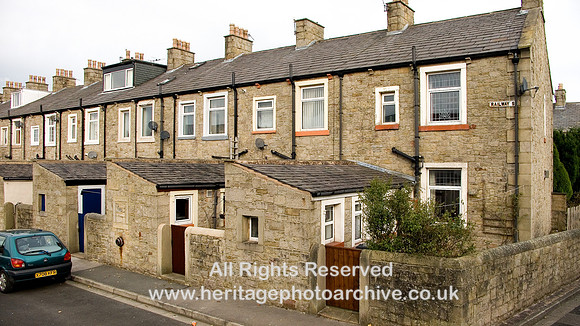 HRS 7838 Barnoldswick, terraced houses, Railway Street
