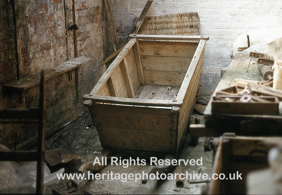 HRS 1277 Bury, Wikes Woollen Mill, Truck  1979