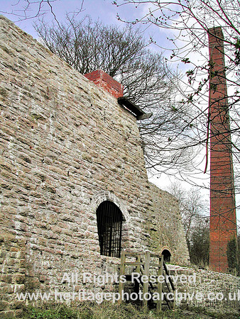 HRS 968 Llanymynech, lime kiln and chimney