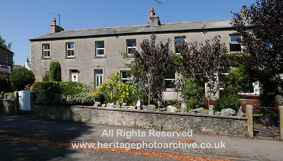 HRS 11270 Langcliffe, terraced houses 2022
