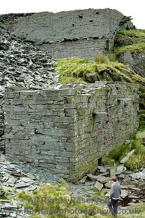 HRS 647 Cwmorthin, Monumental drystone walling