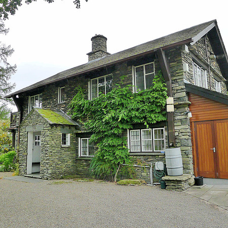 Gatesbield, House front