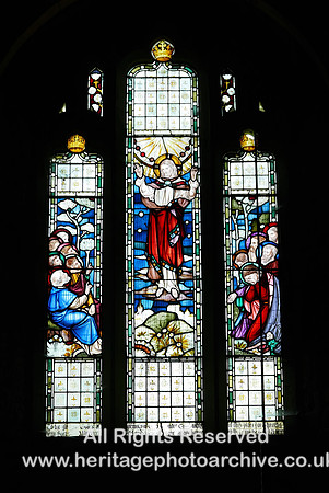 HRS 8043 St Peters stained glass
