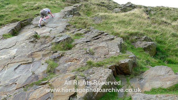 HRS 8089 Sabden, Nick of Pendle, sandstone inclined
