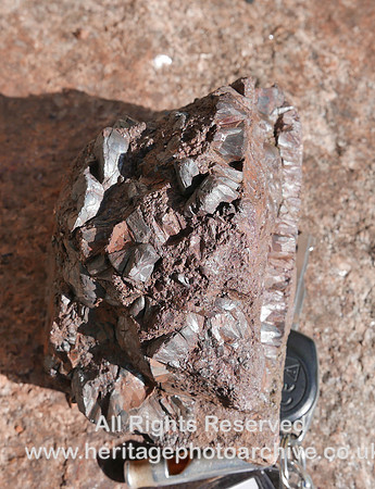 HRS 11581 Boot, iron ore sample