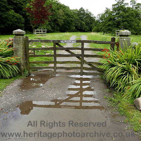 HRS 8311 Abbeystead, ornamental stoops L7700087