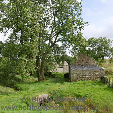 HRS 8351 Tarnbrook, Spreet Clough barns L7700124
