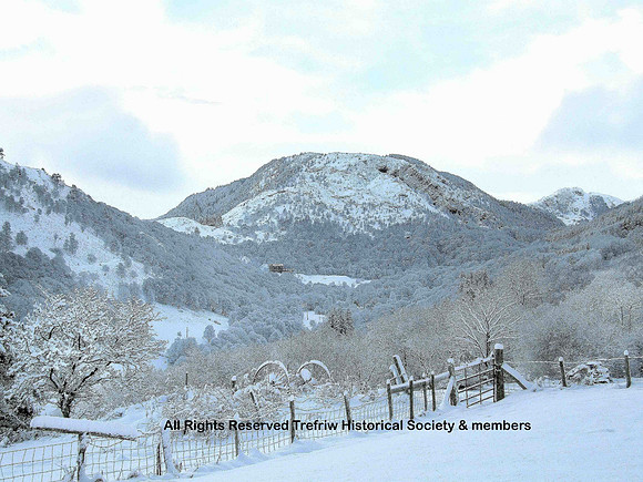 Crafnant Valley in the winter