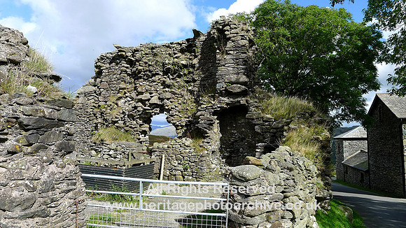 HRS 8492 Ulpha, Old Hall Farm ruin interior view to S