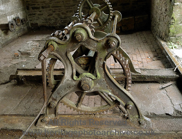 HRS 8637 Backbarrow iron works , crab