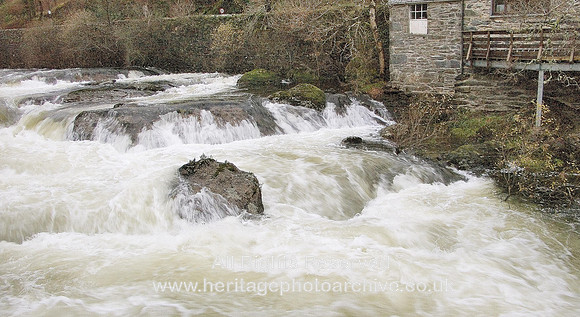 HRS 5350 Cyfyng waterfalls Capel Curig 2009