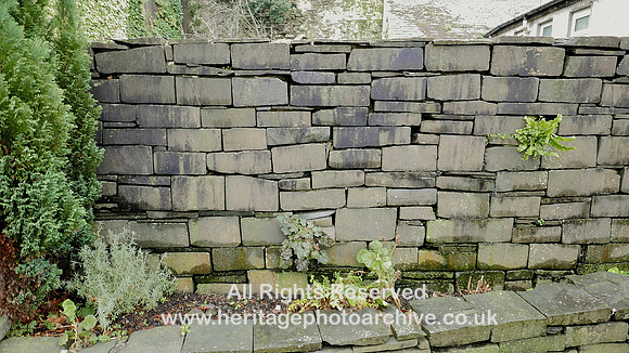HRS 8795 Greenodd, dry stone wall in main street