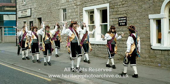 HRS 11634 Mytholmroyd Gala Morris dancers1974