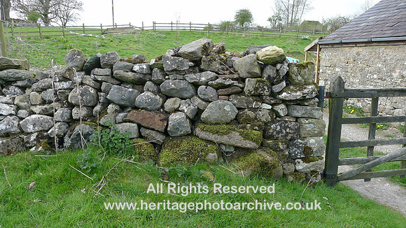 HRS 8979 Maulds Meaburn, dry stone wall west side of river  Lyvennet L1150332