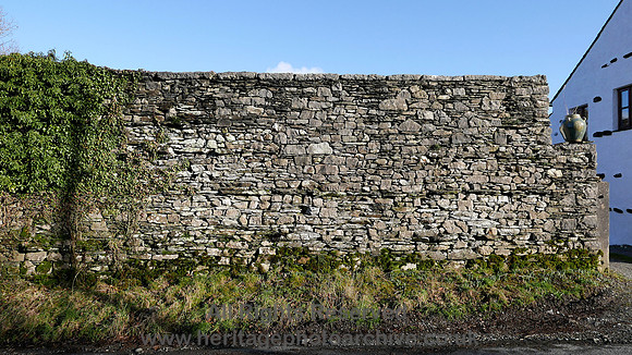 HRS 9062 Pool Bank dry stone wall three course L7710308