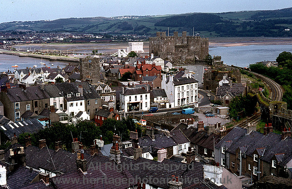 HRS 10805 Conwy, town and castle c 1980s