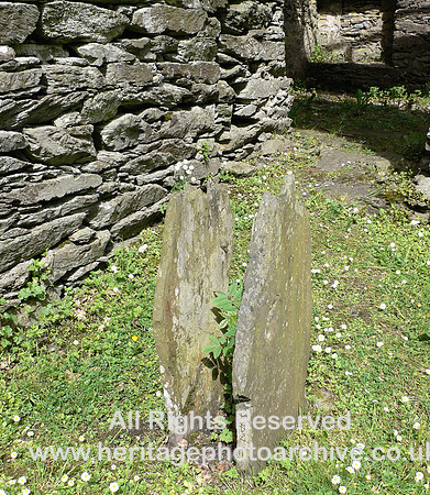 HRS 9231 Duddon ironworks slab stones May 2009 L1090913