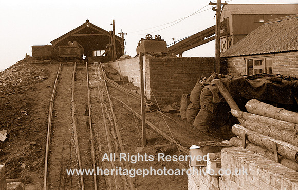 HRS 1470 Pit incline Quakerhouse Colliery, Ashton in Makerfield 1970