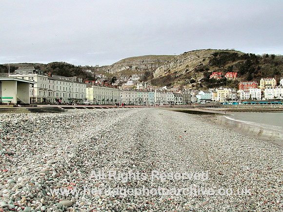HRS 430 Llandudno promenade looking to Great Orme