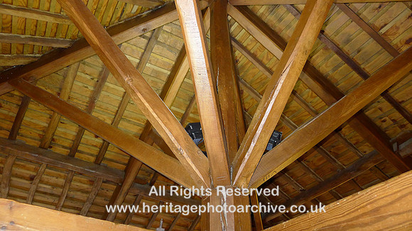 HRS 9641 Crosthwaite corn mill, crown post timber roof construction L1180213