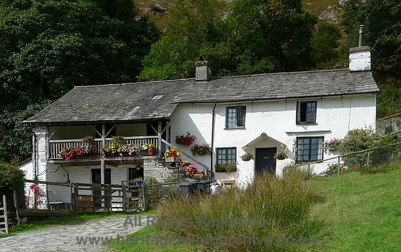 HRS 9670 Low Tilberthwaite farmhouse L1180394