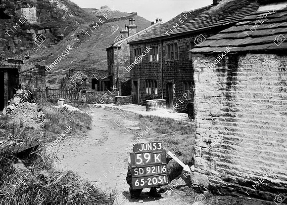 Littleborough, cottages and quarry 53.648999 -2.114105