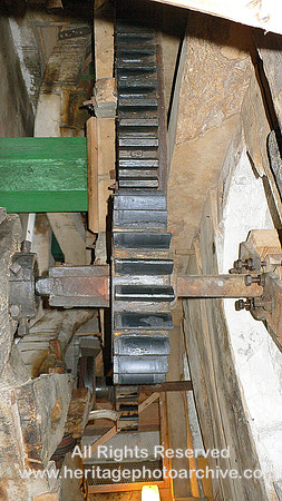 HRS 2120 Heron Corn Mill gearing