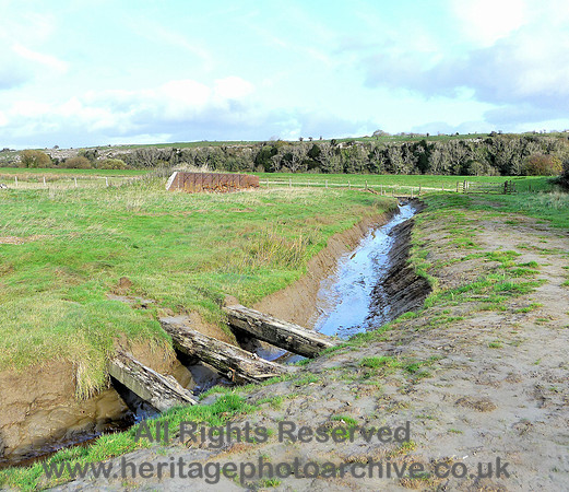 HRS 9811 Rougholme, targets and old timber crossing crossing L1180669