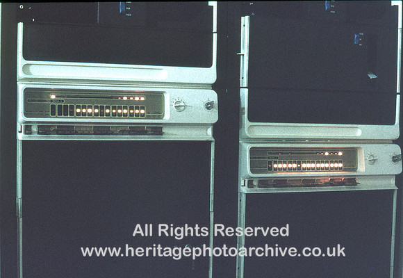 HRS 9865 Linotron 303 Light panel