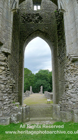 HRS 9887 Shap Abbey, archway L1110516