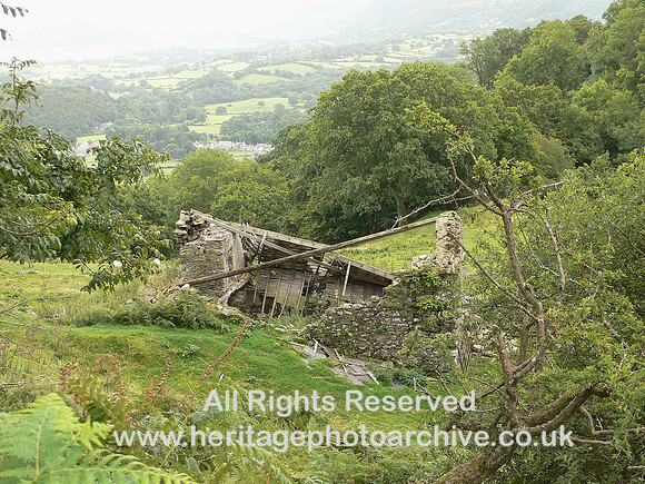 HRS 5492 Collapsed farmhouse Llangelynin 2007