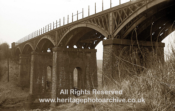 HRS 1886 Radcliffe, Outwood bridge c1974