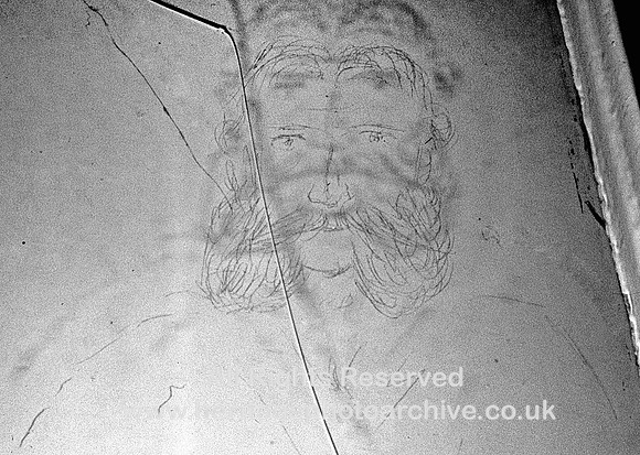 HRS 7117 Radcliffe, Commercial hotel ghost