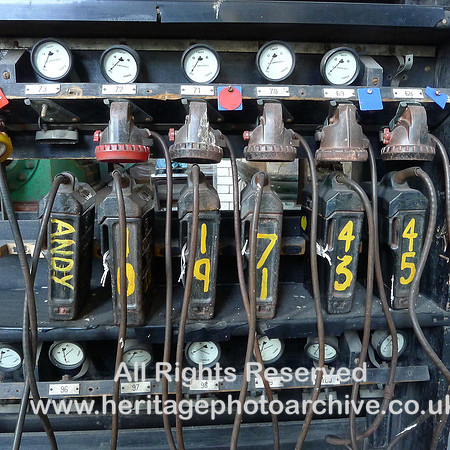HRS 1780 Haig Pit, lamp rack