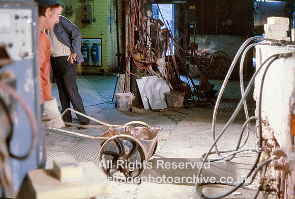 HRS 9997 St Helens, Pilkington Glass, Men with trolley 1980