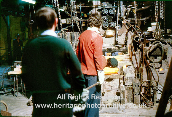 HRS 9999 St Helens, Pilkington Glass, Drawing glass 1980