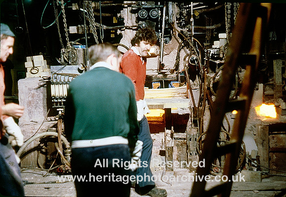 HRS 10001 St Helens, Pilkington Glass,  16.0 Throwing the tile 1980