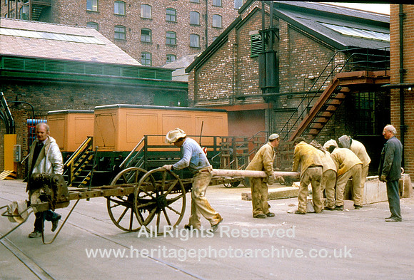 HRS 10005 St Helens, Pilkington Glass, 21.0 men moving roller 1980