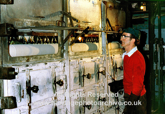 HRS 10033 St Helens, Pilkington Glass, 51.0 Glass machine Pilkingtons