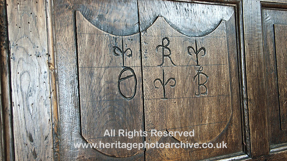 HRS 5489 Llangelynin Church, Carving